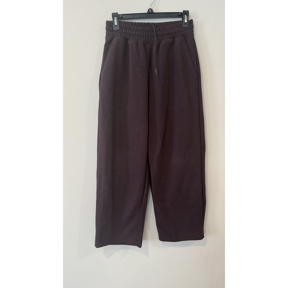 UNIQLO : C Wide Sweatpants Unisex High Quality Materials Size Small 2694